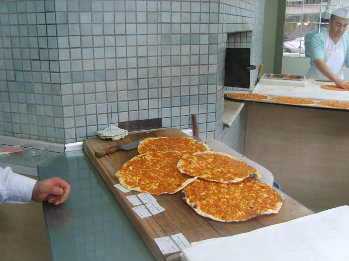 Sultan Lahmacun Etli Ekmek Lokanta Yemek Salanu Kayseri