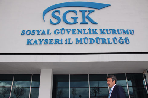 sgk il muduru bilal dogan yeni hizmet binasinda incelemelerde bulundu